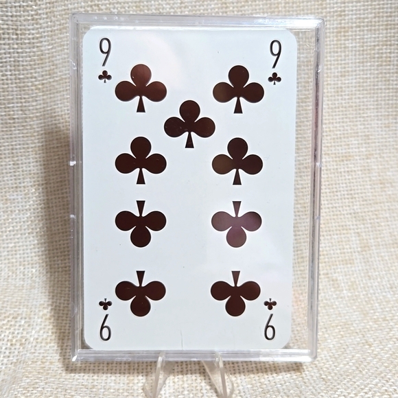 Louis Vuitton 9 of Clubs Playing Card Collectible New Authentic with COA - Picture 3 of 3